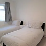 Finchley Road Apartment