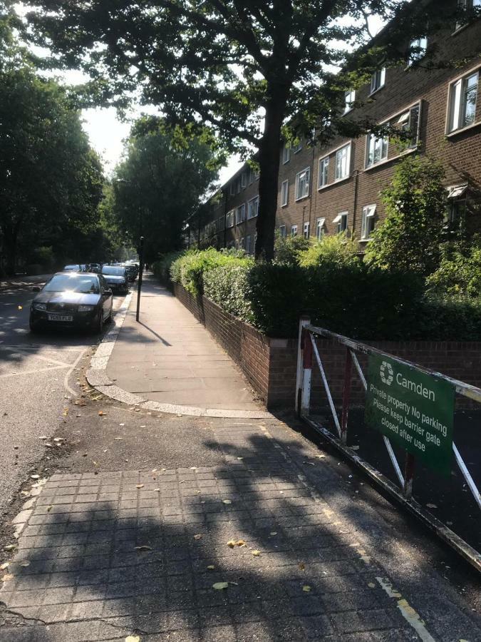 Finchley Road *